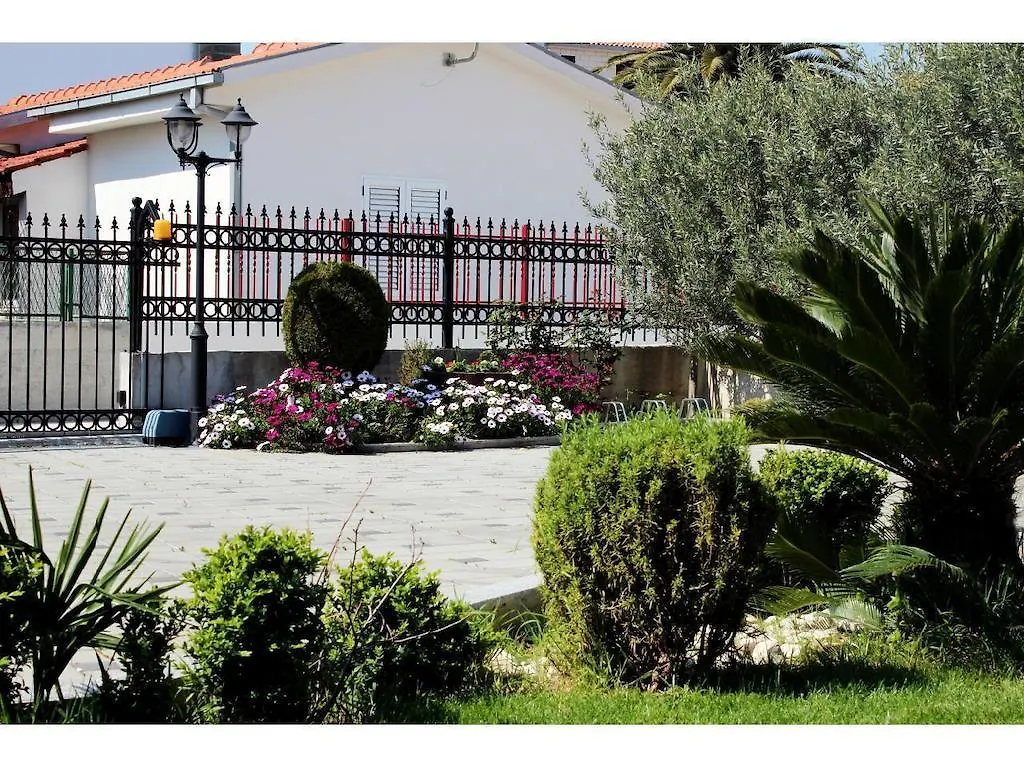 Apartments Robert Kastela